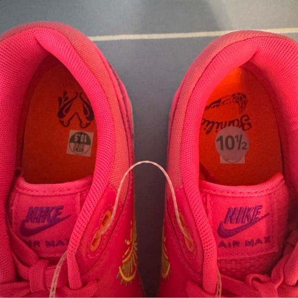 NEW Nike Air Max 1 Premium Dia De Muertos  Sneakers with Embroidered Design - Picture 6 of 10